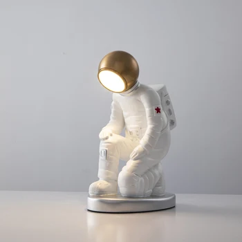 Spațiu Modern astronaut camera de zi de decorare lampa Nordic camera copiilor noptiera dormitor birou LED-uri lampa de birou