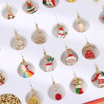 Crăciun Fericit Și Norocos Cutia Misterelor Calendar Numărătoarea Inversă De Crăciun Ornament Cutie De Cadou Apariția De Aur Brățară Colier Consumabile Partid